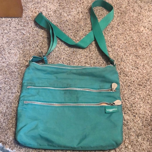 Baggallini Handbags - Green crossbody purse